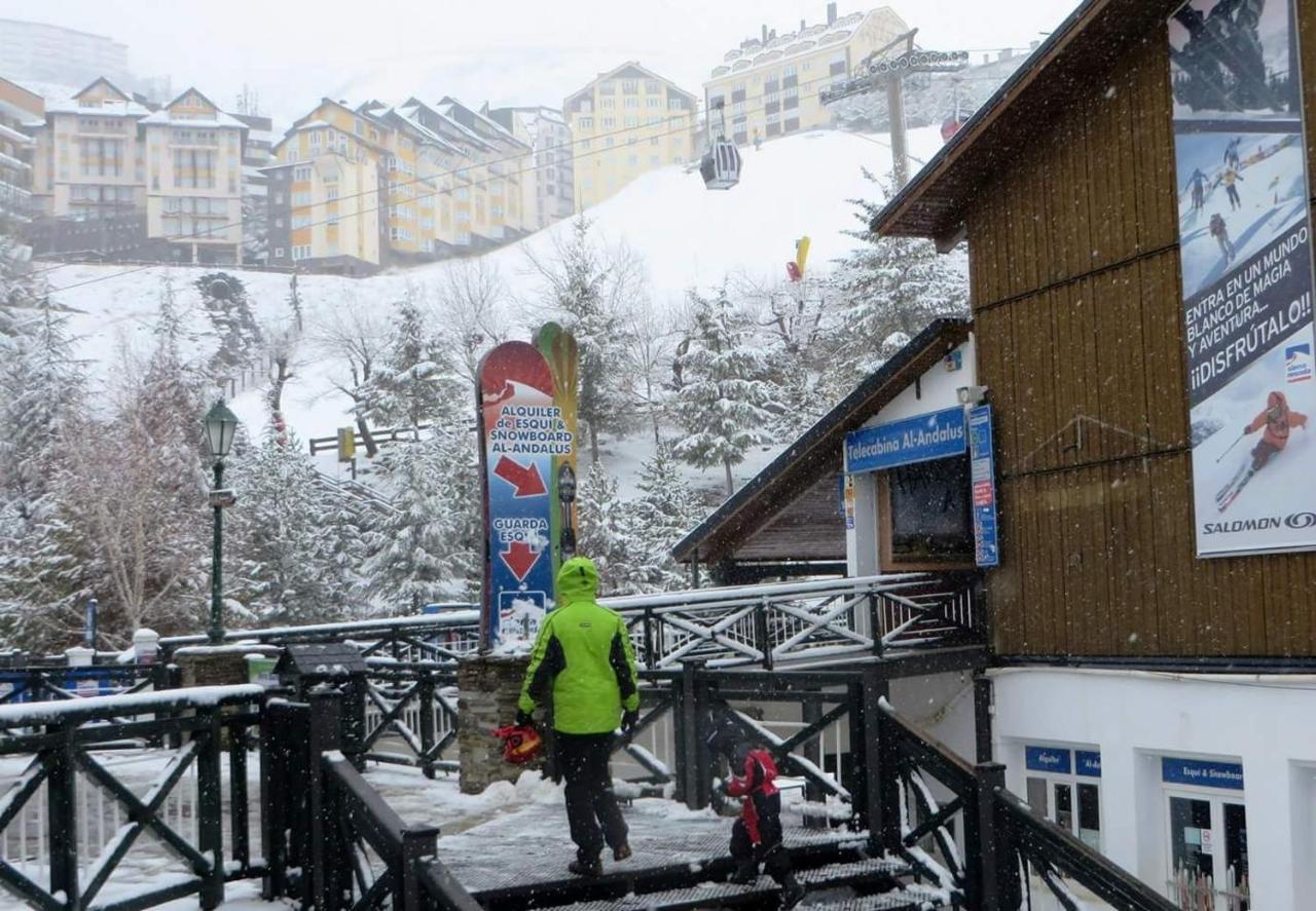 Miramar Ski A Pie De Pista เซียร์ราเนบาดา ภายนอก รูปภาพ
